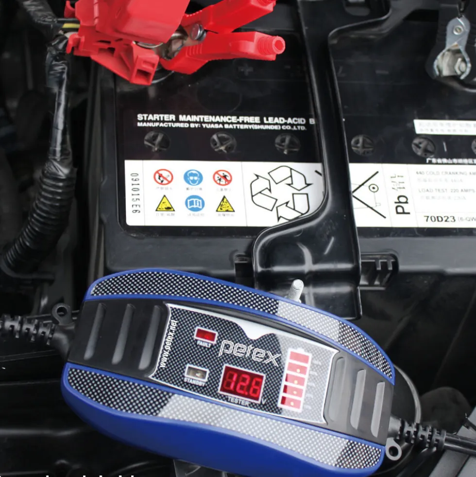 Batterieladegerät 12V 4A