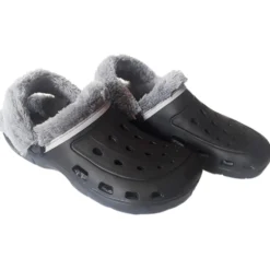 Clogs Größe 36 bis 45 aus Kunststoff in verschiedenen Farben mit Fell