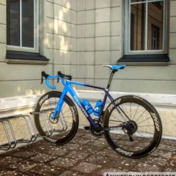 Dreifach-Fahrradständer Boden- und Wandmontage, Metall