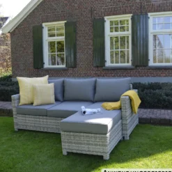Eckbank-Lounge 