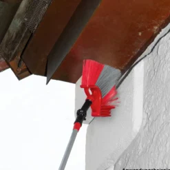 Fassadenbesen teleskopierbar von bis 360 cm aus Kunststoff in Rot