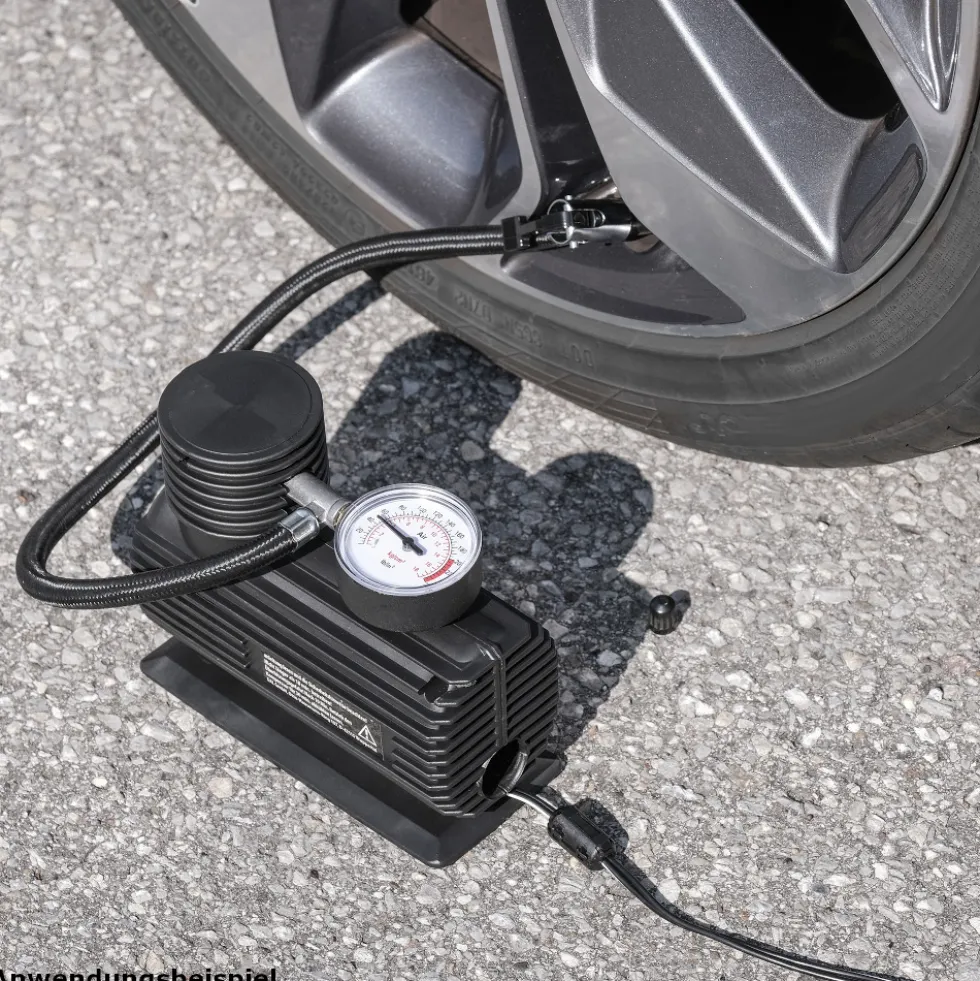 Kleinkompressor 12 V mit Aufsätzen