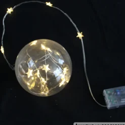 LED-Deko-Glaskugel batteriebetrieben mit 10 Sternen-LEDs Ø ca. 10 cm