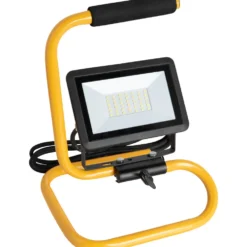 LED Flutlichtstrahler tragbar mit Standfuß 30 W