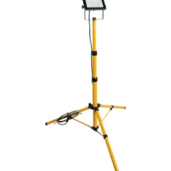 LED Flutlichtstrahler tragbar auf Teleskopstativ 30 W