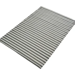 Outdoor-Teppich 180 x 120 cm, 9-fach sortiert