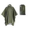 Poncho 3‑in‑1 grün Onesize wasser- und winddicht mit Kapuze