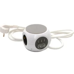 Steckdosenwürfel mit USB-Anschlüssen weiß