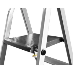 Stehleiter 3-stufig aus Aluminium mit 60 cm Haltebügel