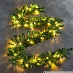 Tannengirlande künstlich 270 cm mit 60 warmweißen LEDs