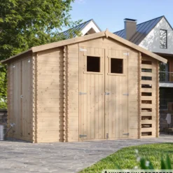 Timbela Gartenhaus aus Holz mit Brennholzschuppen