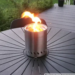 Tischfeuerstelle „Feuerkuss“ aus Edelstahl
