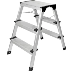 Trittleiter aus Aluminium