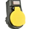 Zwischenstecker mit Schalter IP 44 schwarz